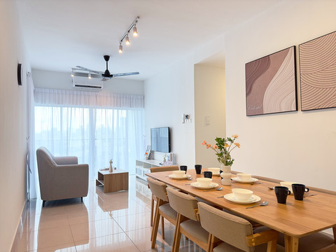 Razak City Residences C2 by Favspace