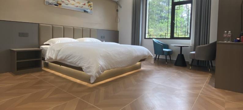 儒意居酒店图片