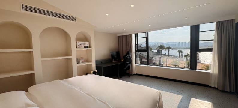 外星人电竞酒店(楚雄彝海公园店)图片