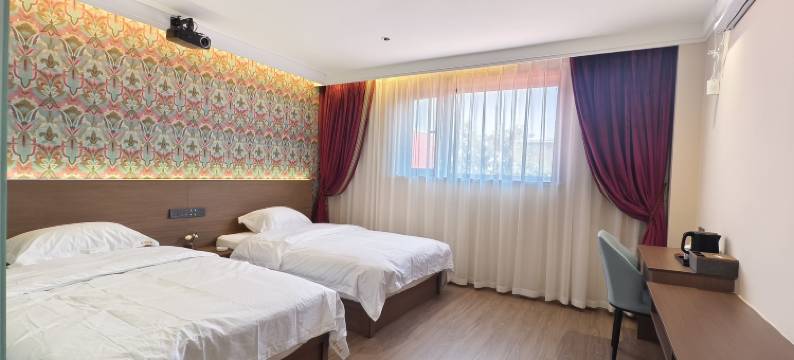 宽窄民宿(机场火车站店)图片