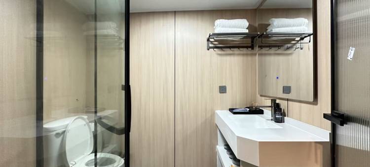 澜湾酒店智能影院(武商梦时代中部战区总医院店)图片