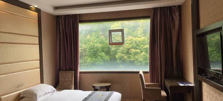 一佳大酒店(泸溪县汽车站店)图片