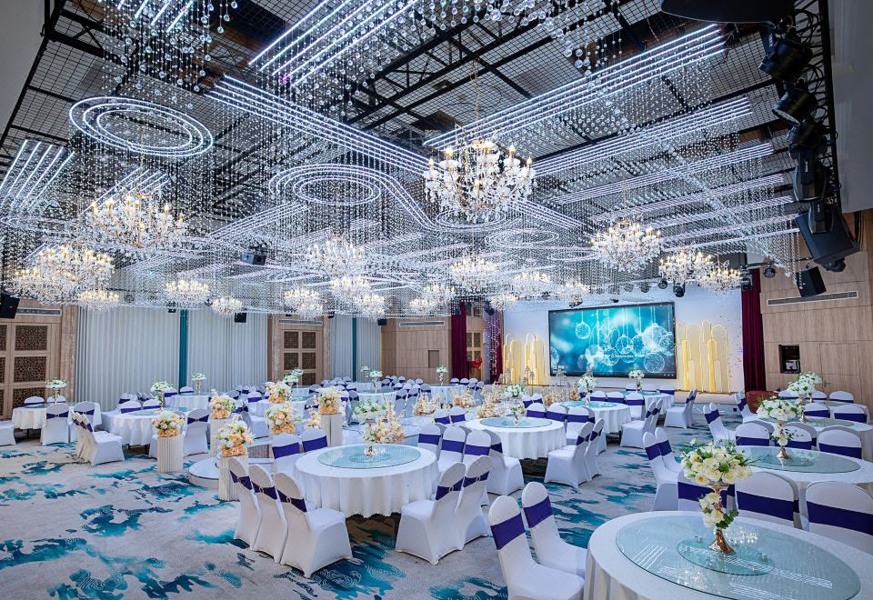 Jianghan Pearl International Hotel Hotel Overview