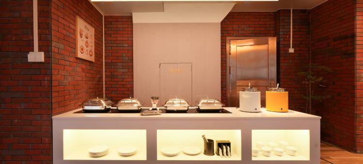 龙汐·臻享公寓(湛江万达广场中澳友谊花园店)图片