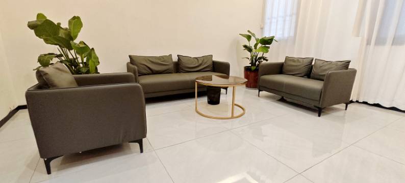 前京观海酒店(金山城市沙滩金山卫火车站店)图片