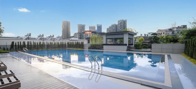 弥勒宝丽温泉酒店(湖泉生态园锦绣花街店)图片