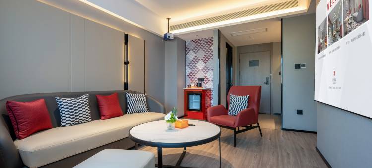 柏曼酒店(乌鲁木齐和田二街火车南站店)图片