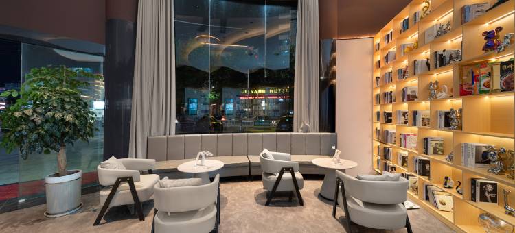 智享轻居酒店(荆州公安通运汽车站店)图片