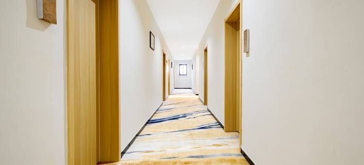 悦电竞·电竞民宿(扬州东关街何园店)图片