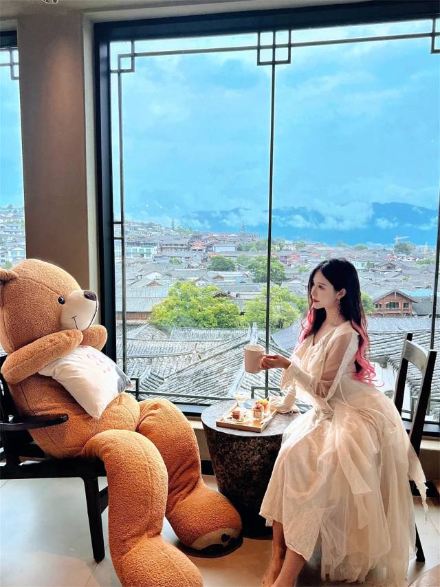 俏半山一城·设计师观古城雪山屋顶咖啡美宿(丽江古城大水车店)图片