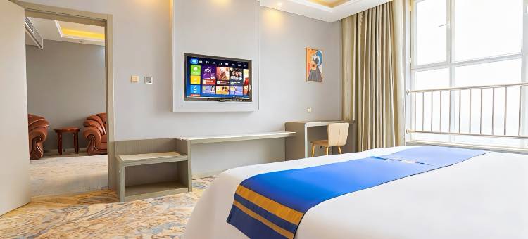 速8精选酒店(民丰特色商业街店)图片