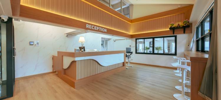 乔博暖酒店(Chorbnorn Hotel)图片