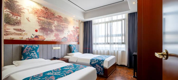 骏怡酒店(南京江宁南京南站万达店)图片