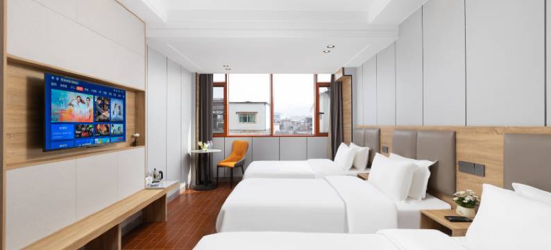 银信精选酒店(景德镇人民广场陶阳里店)图片