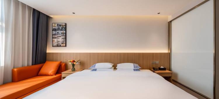 雷神电竞酒店(武汉汉口北轻轨站店)图片