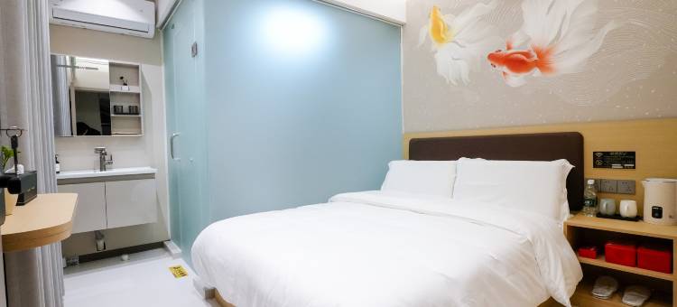 驿然·民宿(清明上河园万岁山武侠城店)图片