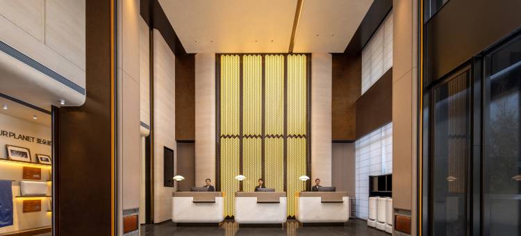 瑞丽德龙国际珠宝城金滇路亚朵酒店图片