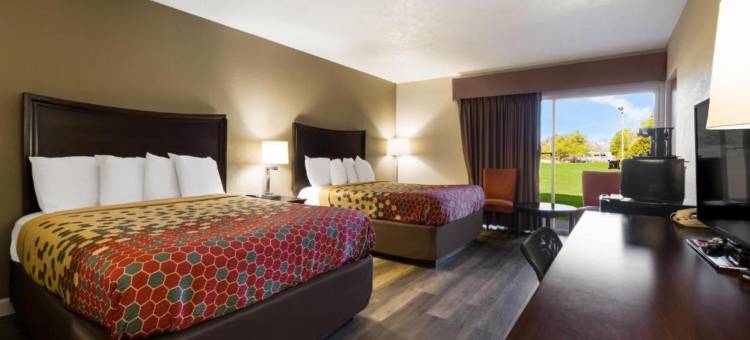佩里国家展览场和I-75州际公路酒店及套房(Perry Inn & Suites National Fairground I 75)图片