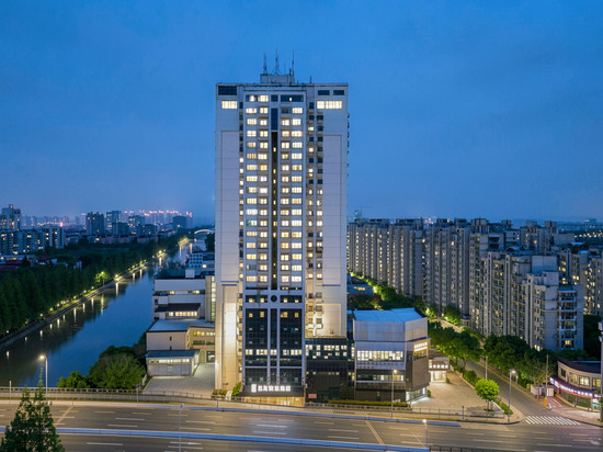 艺龙安云酒店(上海世博源杨思地铁站店)