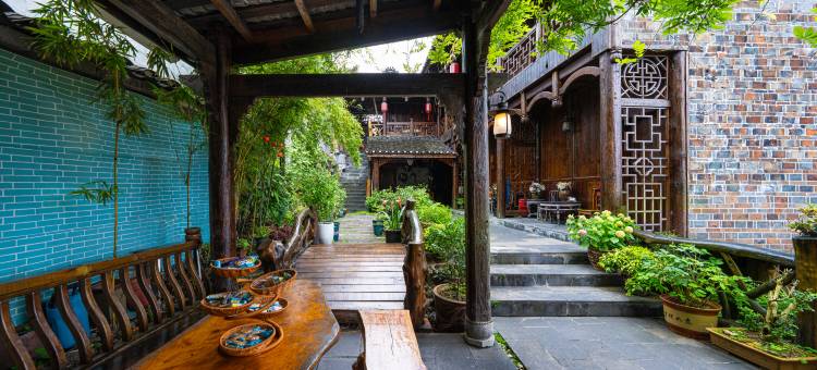 悬园·观景庭院民宿(芙蓉镇景区店)图片