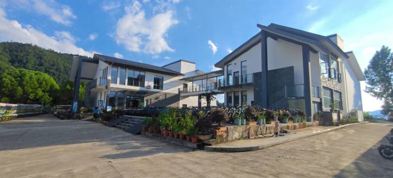 千岛湖半岛露营营地图片