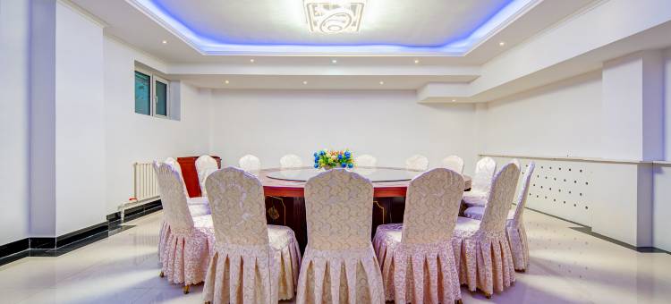 额尔古纳蒙源宾馆(哈萨尔广场店)图片