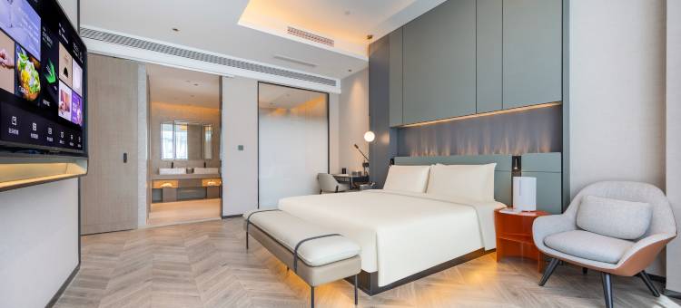 兰州光辉东方红广场亚朵S酒店图片