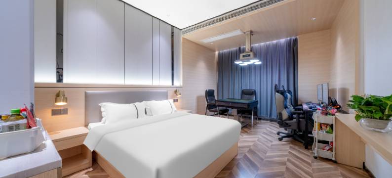 柏莉电竞酒店(武汉吴家山店)图片