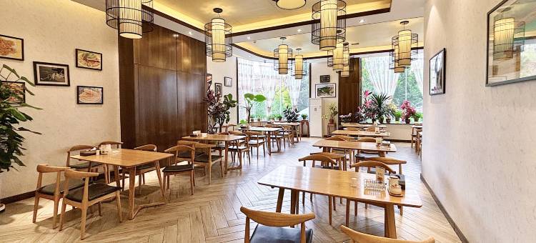 山丹鑫源国际丝路文化酒店图片