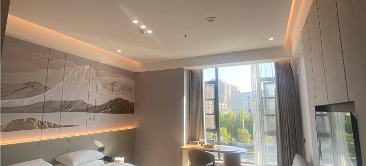 云朵漫居酒店(万达店)图片