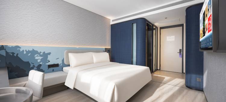 沈阳于洪广场地铁站黄海路轻居酒店图片