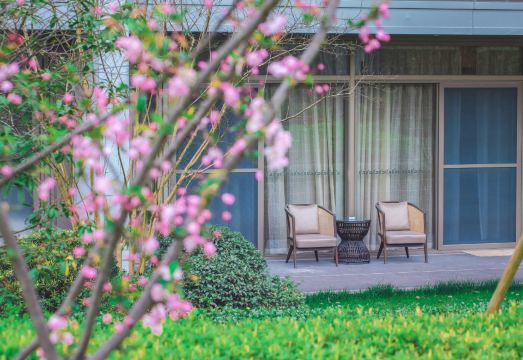 West Lake State GuesthouseHotel Overview