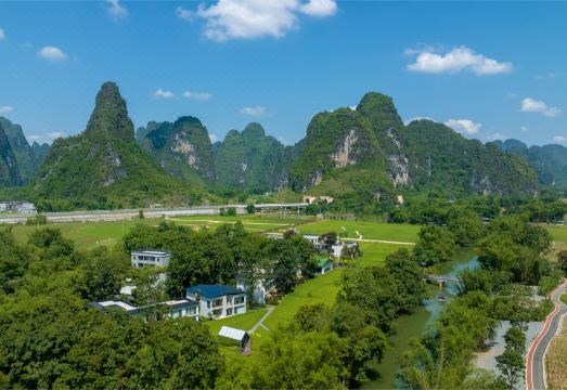 Mingshi Nali Hotel Hotel Overview