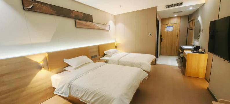 新源县颐湾假日酒店图片