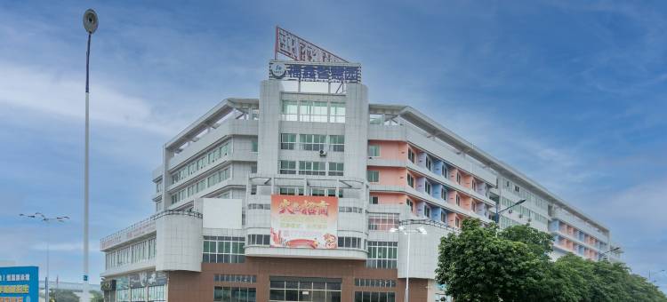 亚悦酒店(泉州泉港福鑫智慧园店)图片