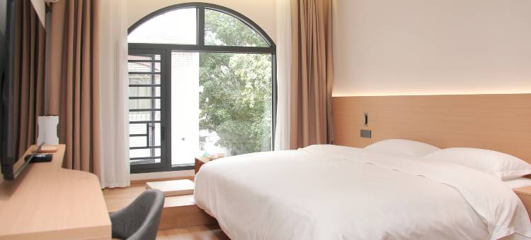 柳州南楼小筑(高铁站柳南万达广场店)图片