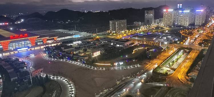 遇见.Loft民宿(贵阳北站店)图片