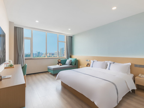 都市花园酒店(青岛董家口港地铁站店)