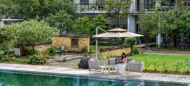 清远二十一度·峰林汤泉秘境山居图片