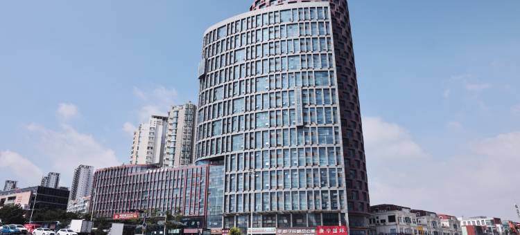 栀子花精品公寓(青岛太行山路地铁站石油大学店)图片