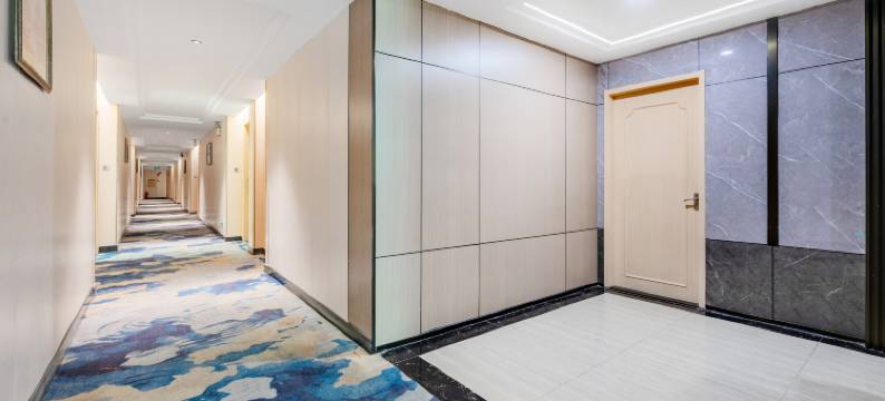 江东御锦假日酒店(东莞蛤地地铁站店)图片