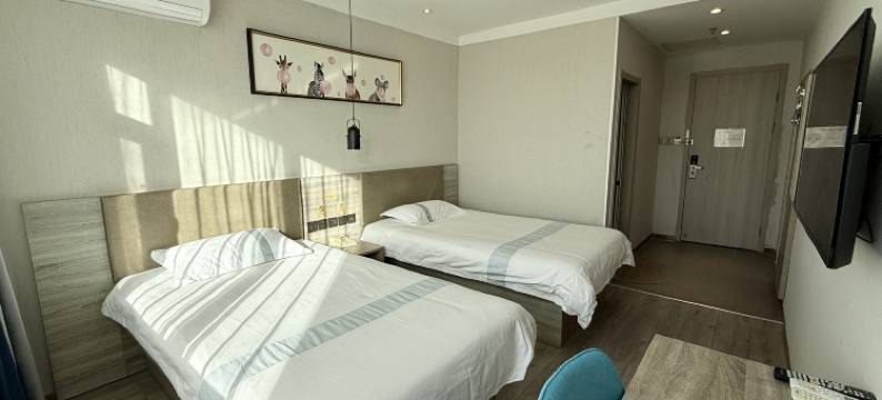 驿家365连锁酒店(石家庄鹿泉铜冶金凤工业园店)图片