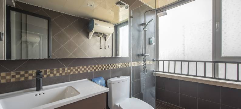 涪江畔酒店(绵阳火车站万达广场店)图片