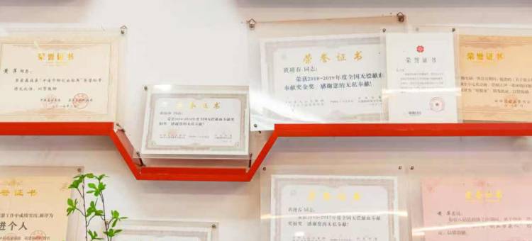 荔波·霖峰·AquaPeak布依云寨·森呼吸美宿(小七孔东门店)图片