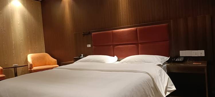 龙鑫酒店(湖南民族职业学院店)图片
