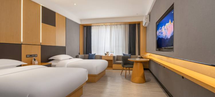 昭苏辰悦阳光酒店(解放街店)图片