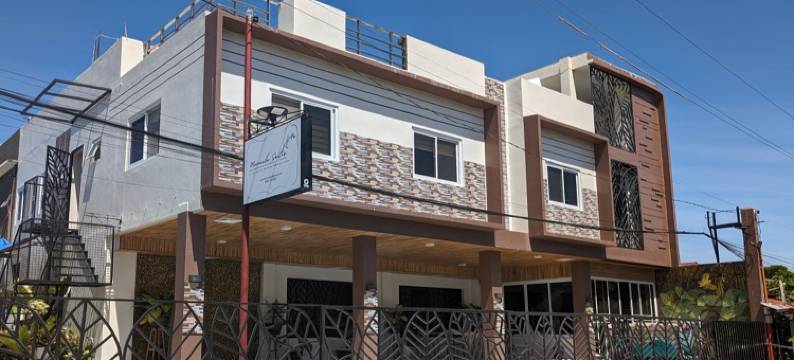 马努埃拉套房酒店-公主港机场附近(Manuela Suites Puerto Princesa near Airport)图片