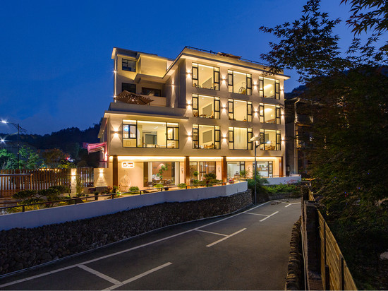 山与竹度假民宿(张家界森林公园店)