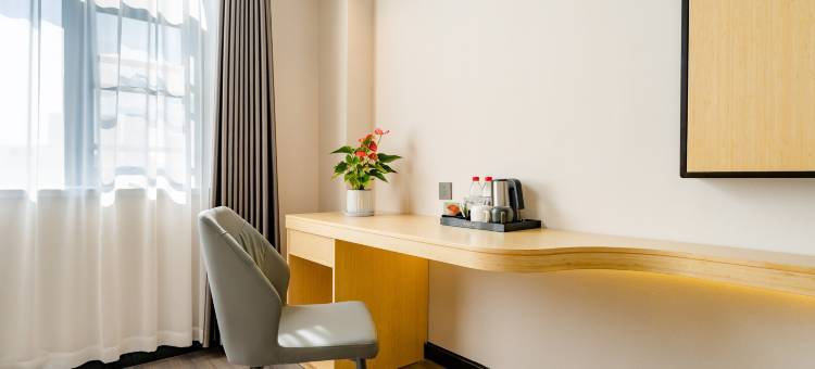 丽呈轻界酒店(商丘市政府高铁站店)图片