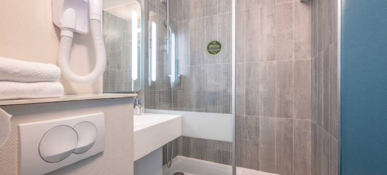 波尔多梅里尼亚克卡德拉机场住宿加早餐酒店 3星级(B&B Hotel Bordeaux Mérignac Cadera Aéroport 3 étoiles)图片